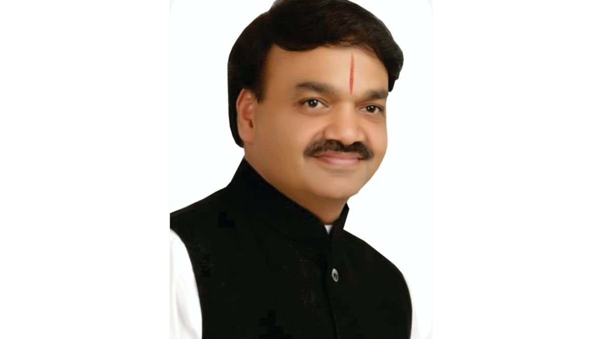 Revolutionizing Education: Mr. Kamlesh Soni Launches Ground-breaking Online Platform