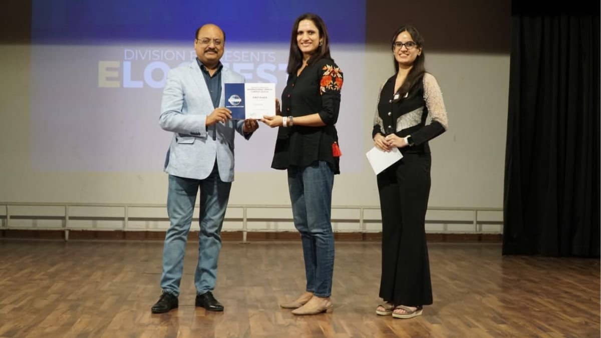 Toastmaster Saumya Triumphs, Sanjana Ghodeshwar Shines, Delhi toastmasters club Dominates Eloquest 2024 International Speech Contest Division Level