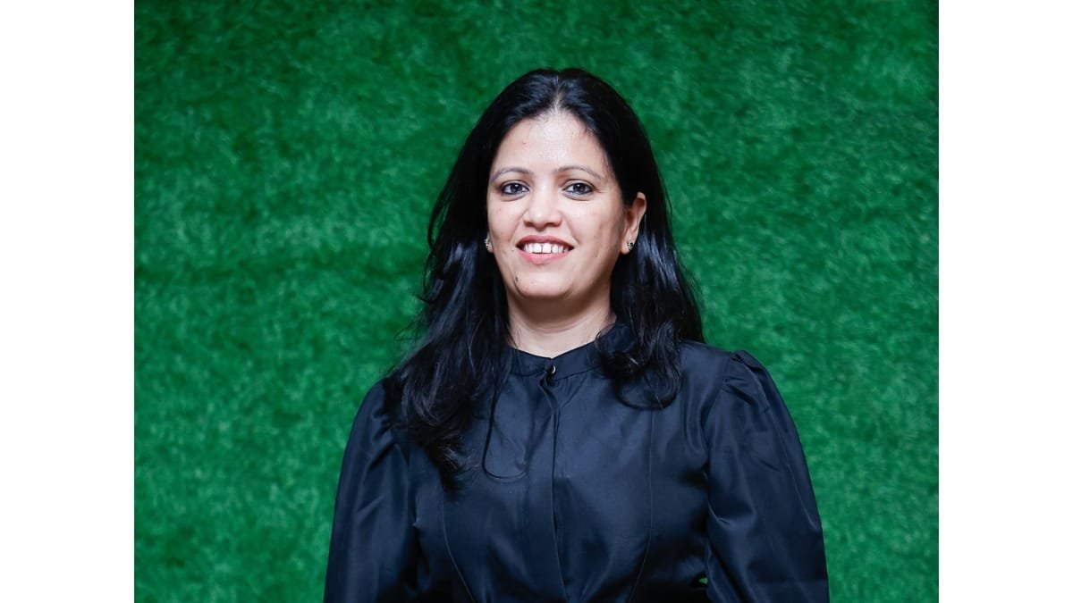 From Global Runways to Everyday Comfort: Shubhra’s Journey with Yellow Bloom