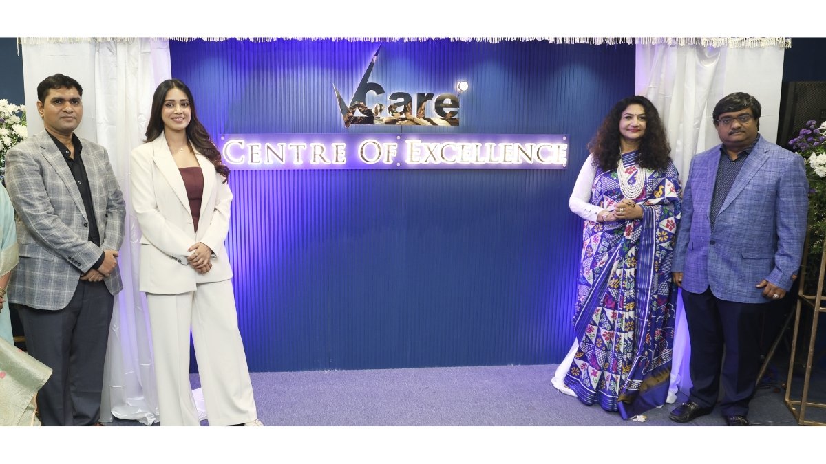 VCare Launches State-of-the-Art Centre of Excellence in Hyderabad; Unveils one of India’s First ‘Single-Day Facial Architecture’